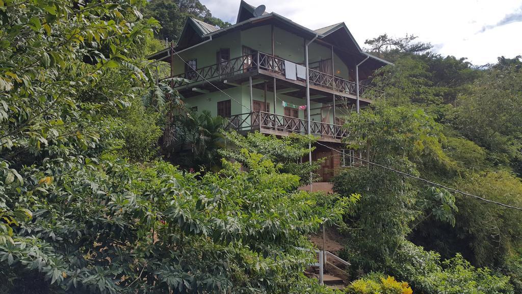 Lillibets Aparthotel Castara Екстериор снимка